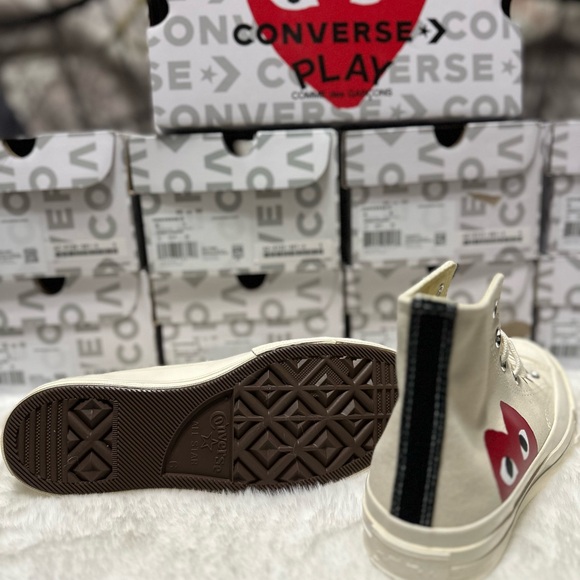 COMME DES GARÇONS PLAY
Off-White Converse Edition Chuck 70 High Top Sneakers - Picture 3 of 4